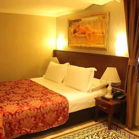 Regency World & 4*
